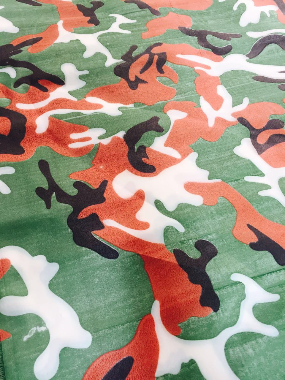 新产品 迷彩保温棉帘棉被